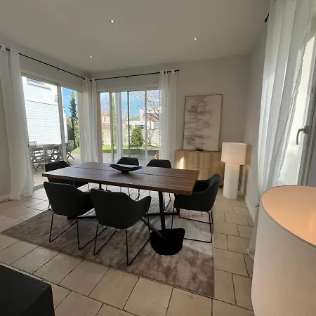 La Reverie - Maison Spacieuse Avec Piscine Et Grand Jardin 别墅