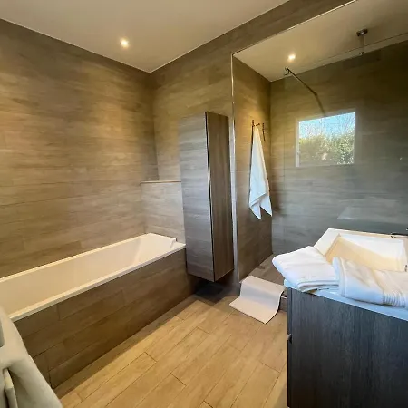 La Reverie - Maison Spacieuse Avec Piscine Et Grand Jardin