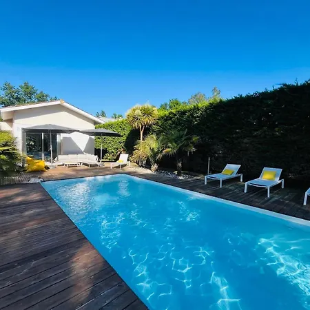 La Reverie - Maison Spacieuse Avec Piscine Et Grand Jardin * 佩萨克